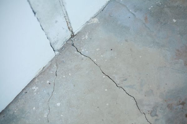 Cost of Garage Crack Repair in Dothan