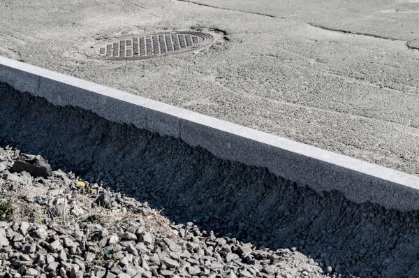 Cost of Sidewalk Curbing Repair in Dothan